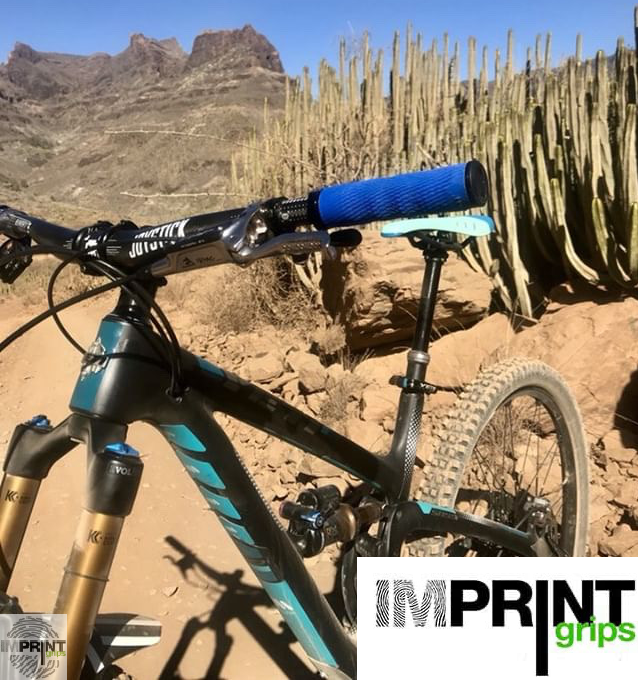 Blue mountain bike grips deals